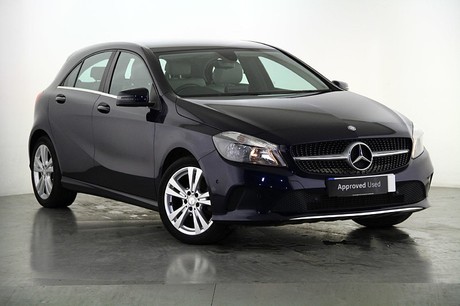 Mercedes A180 AMG Line Executive